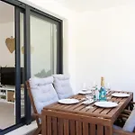 Capistrano 21 *