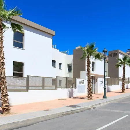 Apartman Capistrano 21 *