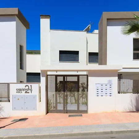 Capistrano 21 *