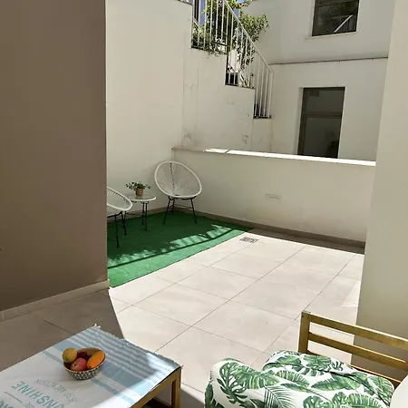 Apartamento Capistrano 21 *